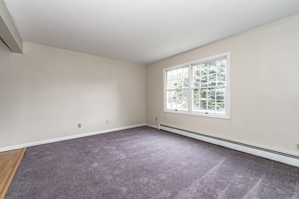 149 Winterset Drive Springfield, MA 01129 - Photo 12 of 40 Gallery Image 12