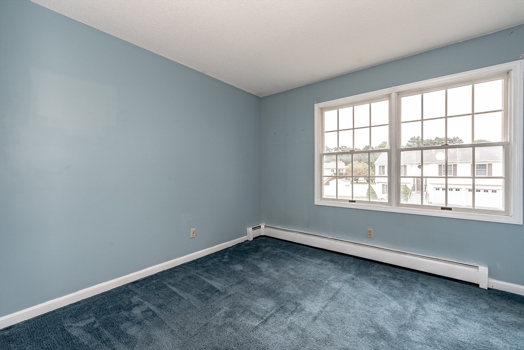149 Winterset Drive Springfield, MA 01129 - Photo 19 of 40 Gallery Image 19