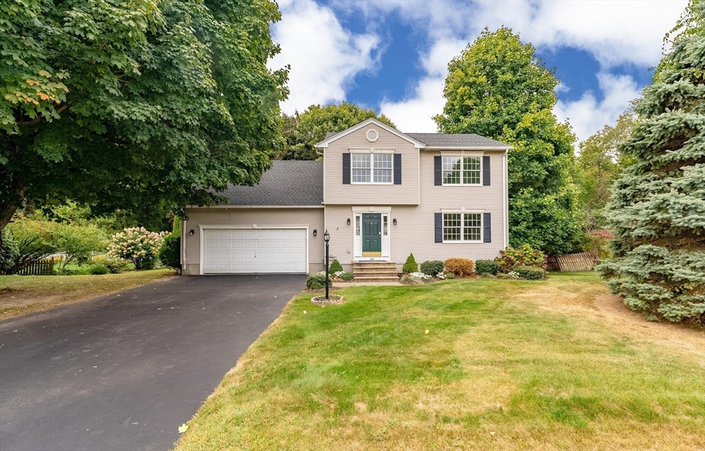 149 Winterset Drive Springfield, MA 01129 - Photo 2 of 40 Gallery Image 2