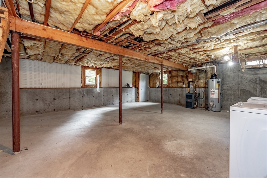 149 Winterset Drive Springfield, MA 01129 - Photo 33 of 40 Gallery Image 33