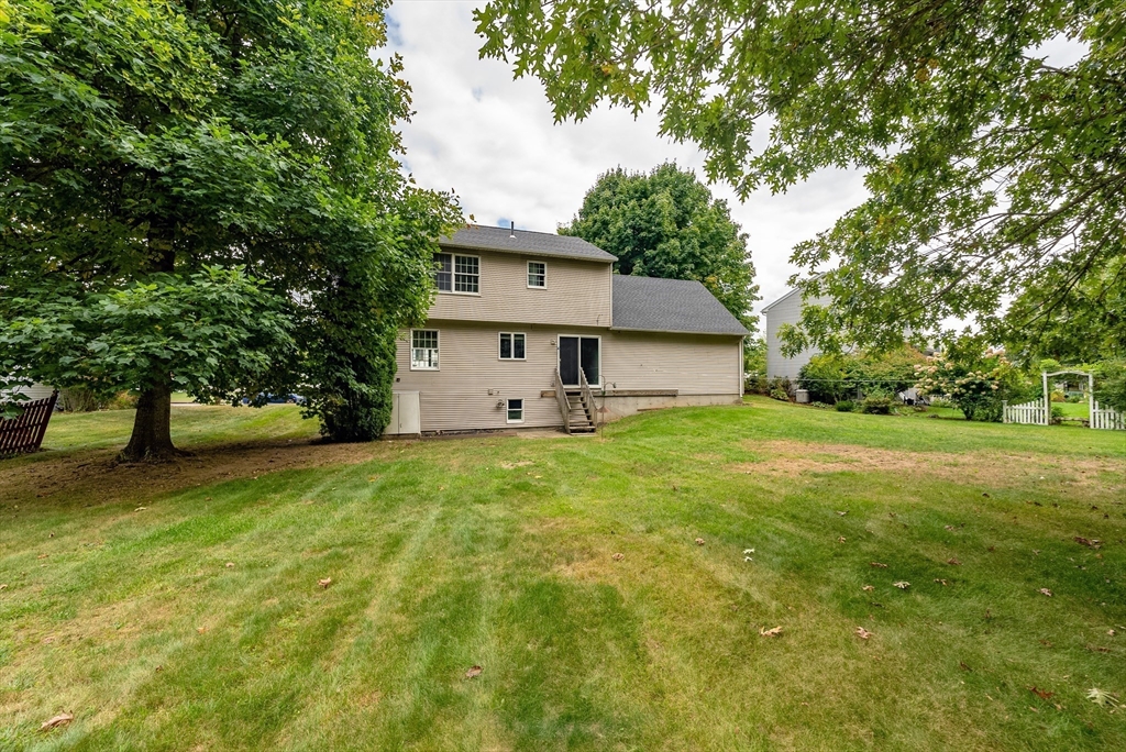 149 Winterset Drive Springfield, MA 01129 - Photo 35 of 40 Gallery Image 35