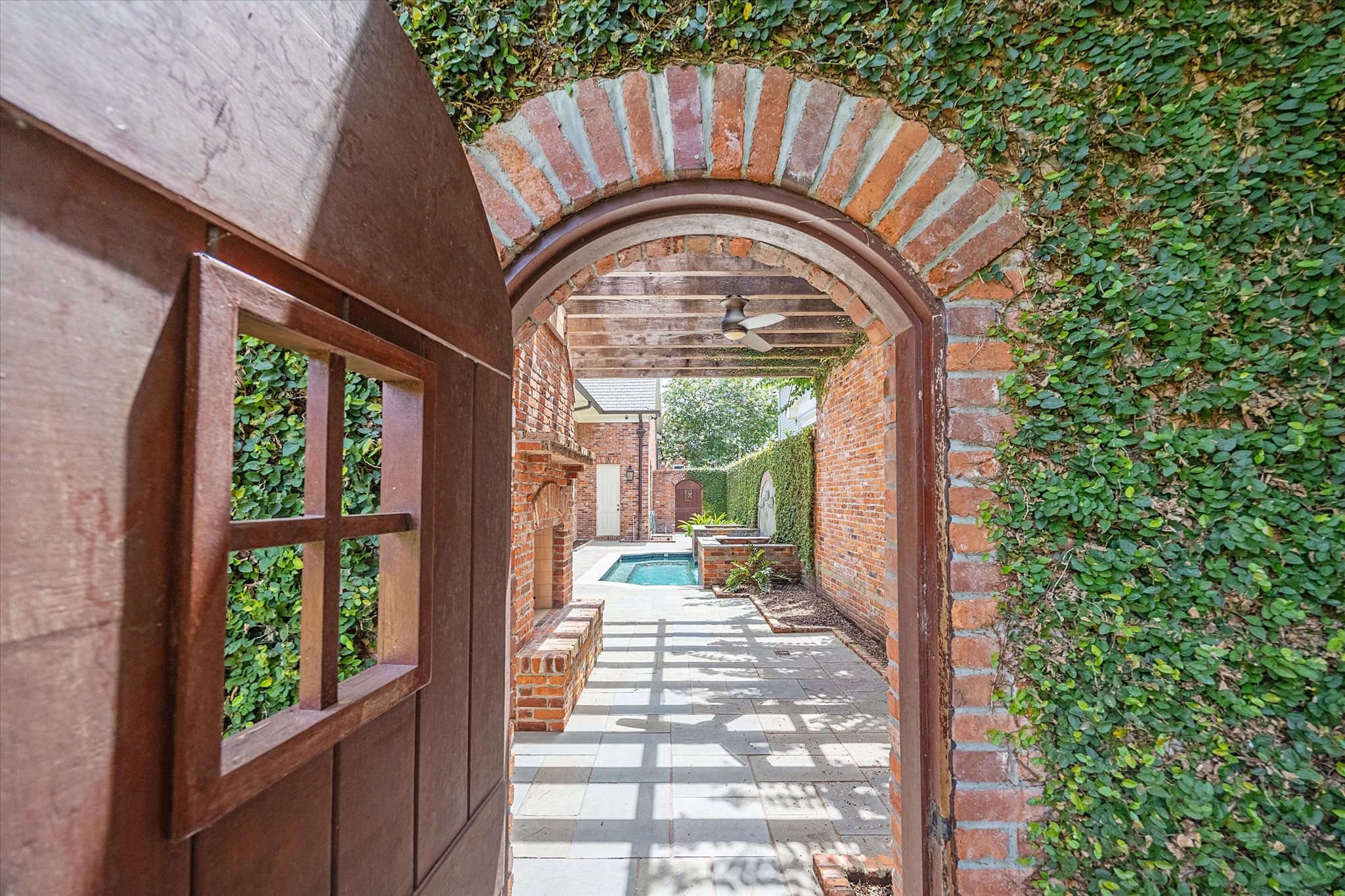 408 East 7th Street Houston, TX 77007 - Photo 45 of 50