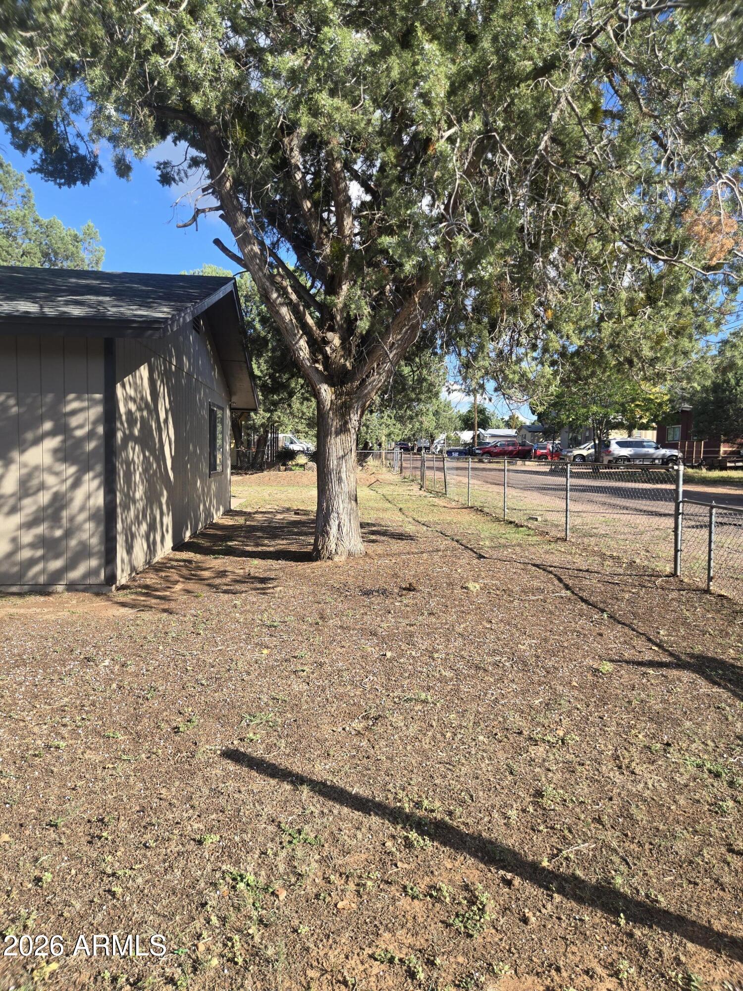 SIDE YARD