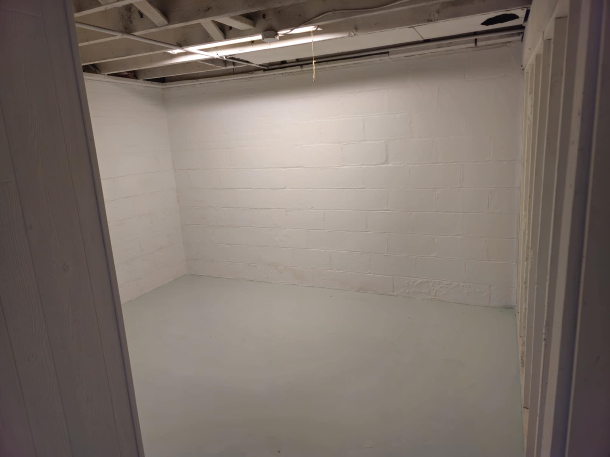 1519 15th Street Rockford, IL 61104 - Photo 11 of 11 view of a small space