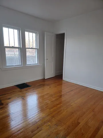 $1,495 | 1519 15th Street, Rockford, IL 61104