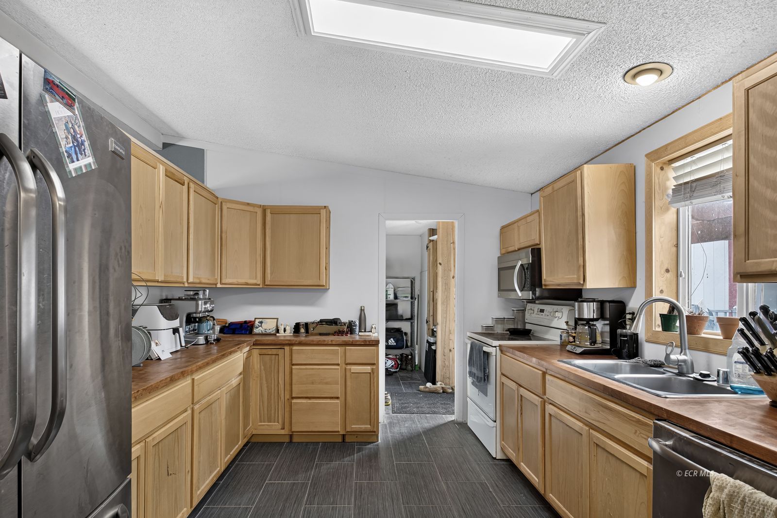 138 Springfield Parkway Spring Creek, NV 89815 - Photo 11 of 27