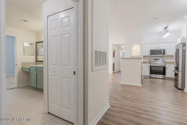 $1,750 | 8550 Touchton Road, Unit 2211, Jacksonville, FL 32216