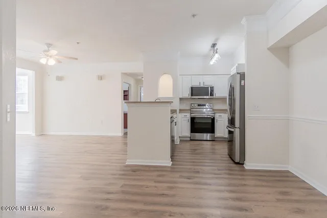 $1,750 | 8550 Touchton Road, Unit 2211, Jacksonville, FL 32216