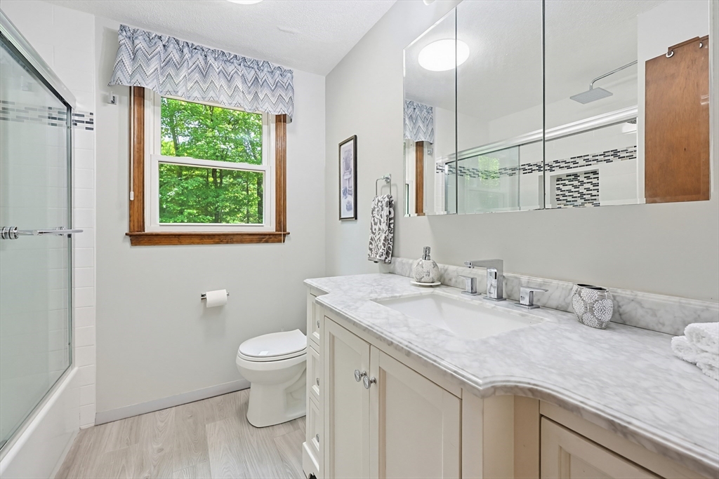 218 Hampton Road Sharon, MA 02067 - Photo 24 of 34