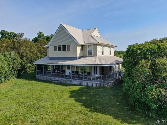 $489,000 | 3180 Carleton Island Road, Cape Vincent, NY 13618