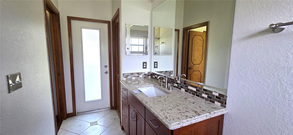 3904 Hidden Spring Place Valrico, FL 33596 - Photo 34 of 52