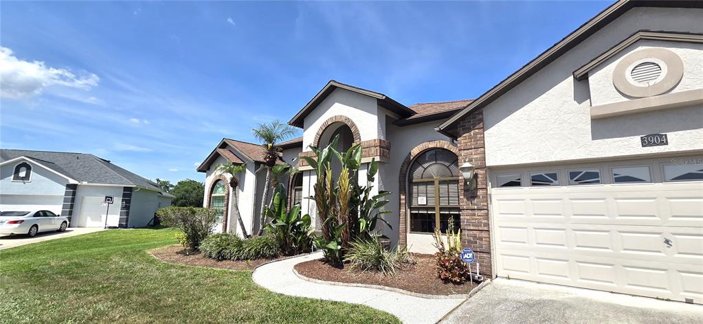 3904 Hidden Spring Place Valrico, FL 33596 - Photo 4 of 52