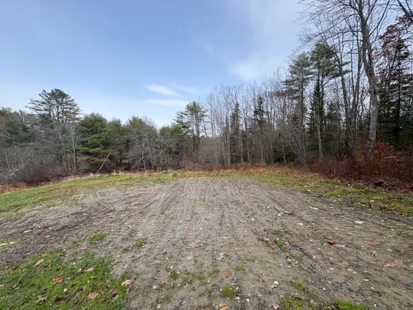 $99,900 | 14 Hedge Bridge Road, Woolwich, ME 04579