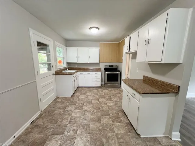 $1,450 | 2506 Belmar Street, Greensboro, NC 27407