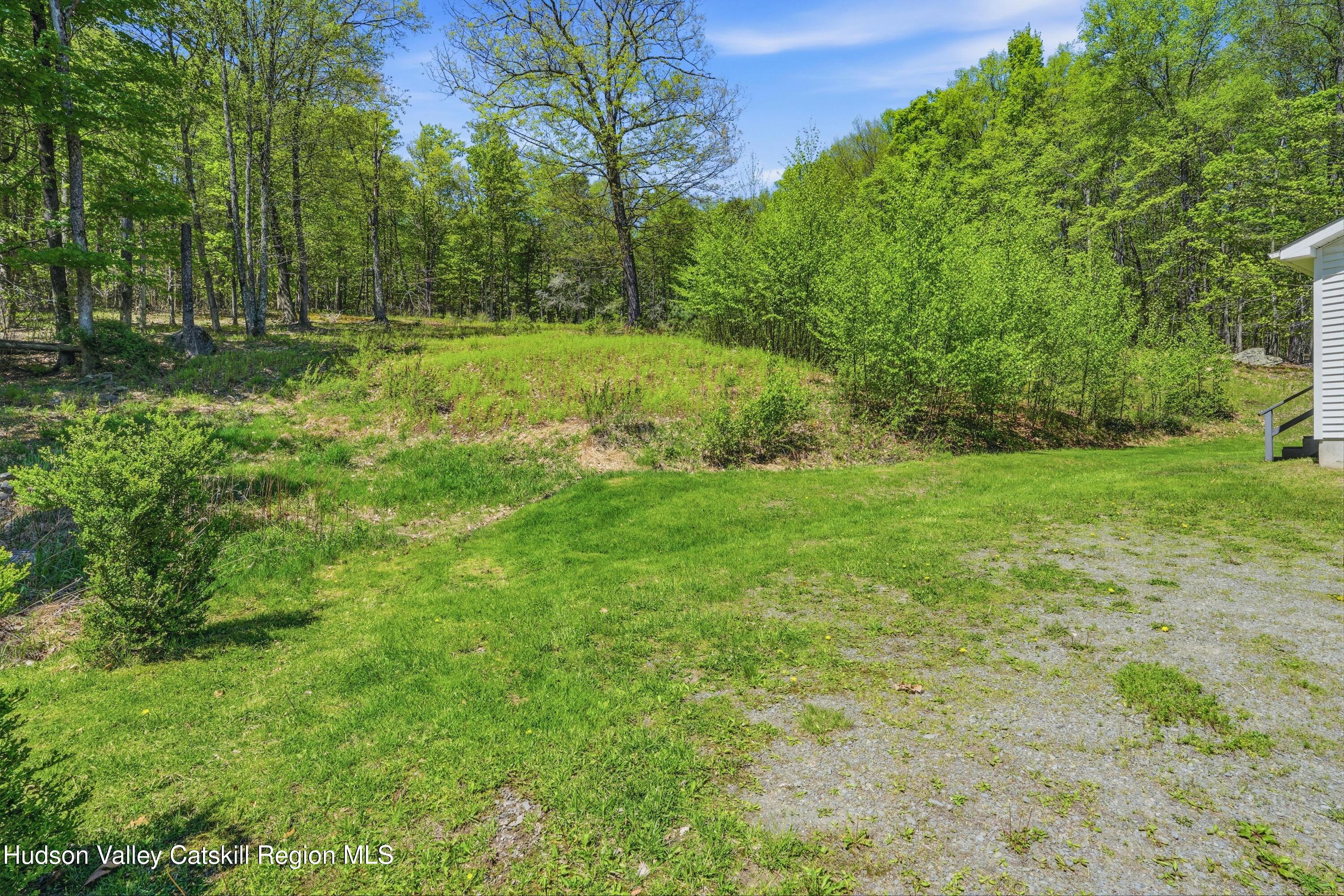 5217 State Rte 55 Grahamsville, NY 12740 - Photo 17 of 20 DSC03354