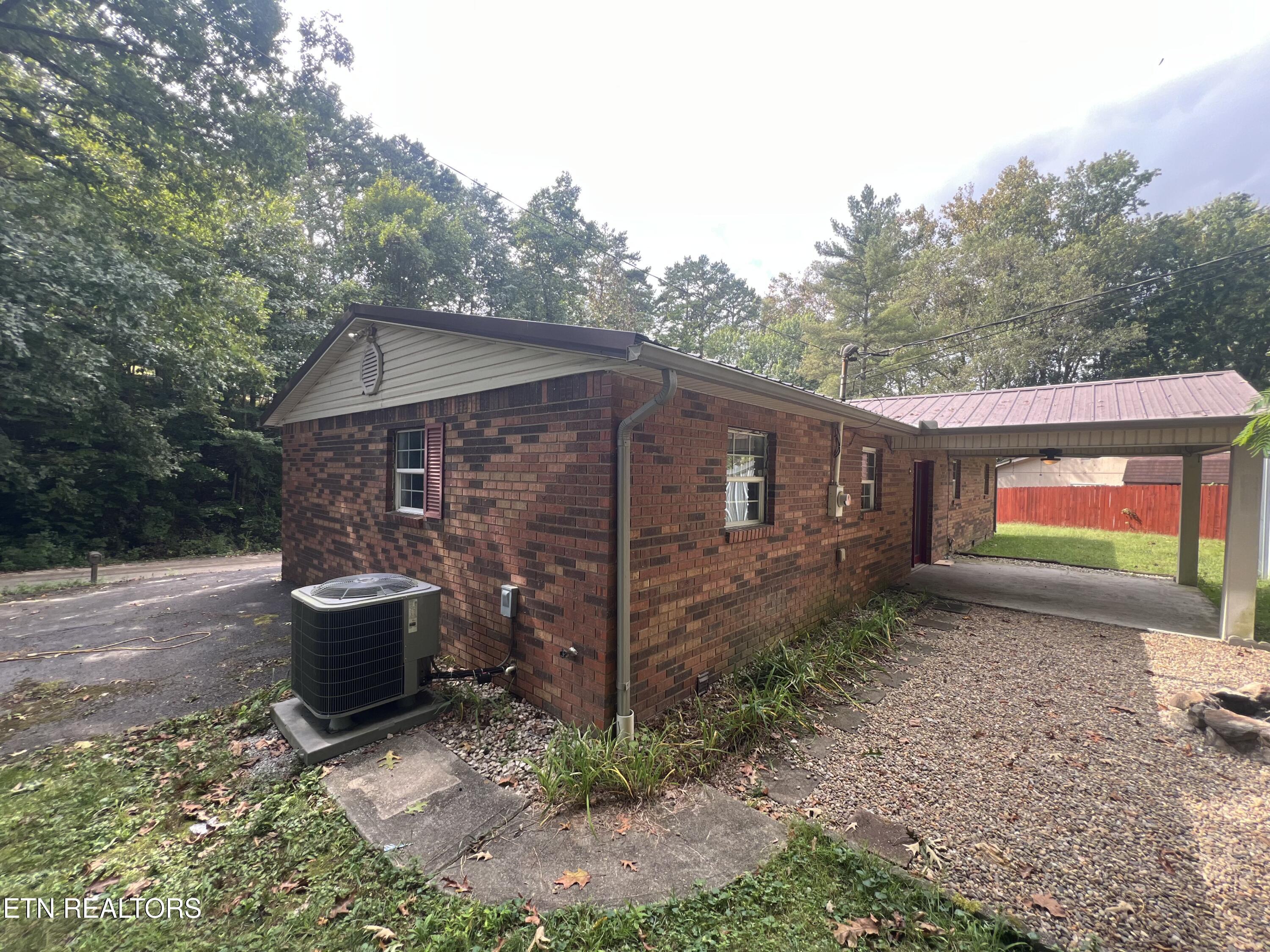226 Parliament Road Harrogate, TN 37752 - Photo 22 of 23 listing_21