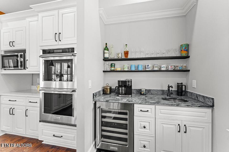 1730 Persimmon Ridge Loudon, TN 37774 - Photo 18 of 60 image