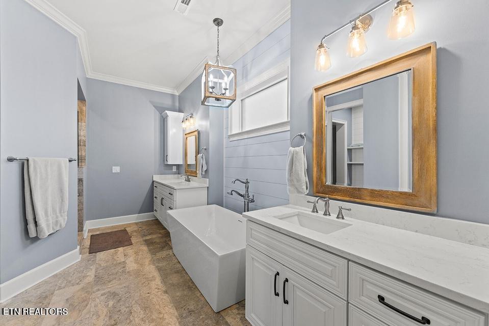 1730 Persimmon Ridge Loudon, TN 37774 - Photo 24 of 60 image