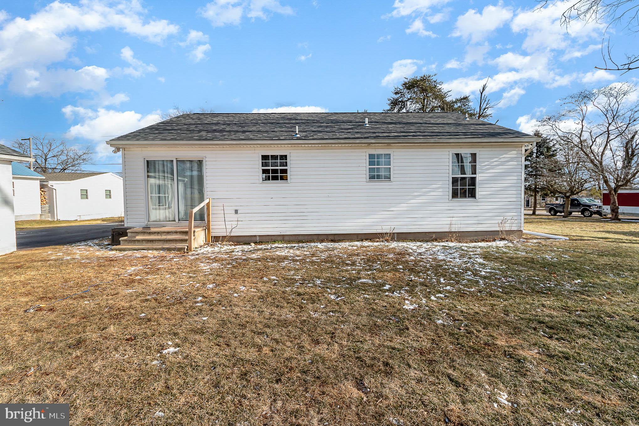 2848 Oakland Road Dover, PA 17315 - Photo 24 of 27 Gallery Image 24