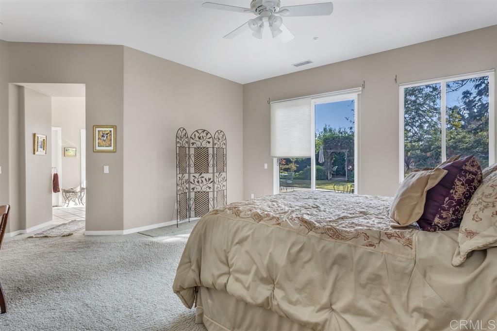967 Inverlochy Drive Fallbrook, CA 92028 - Photo 12 of 25 Gallery Image 12