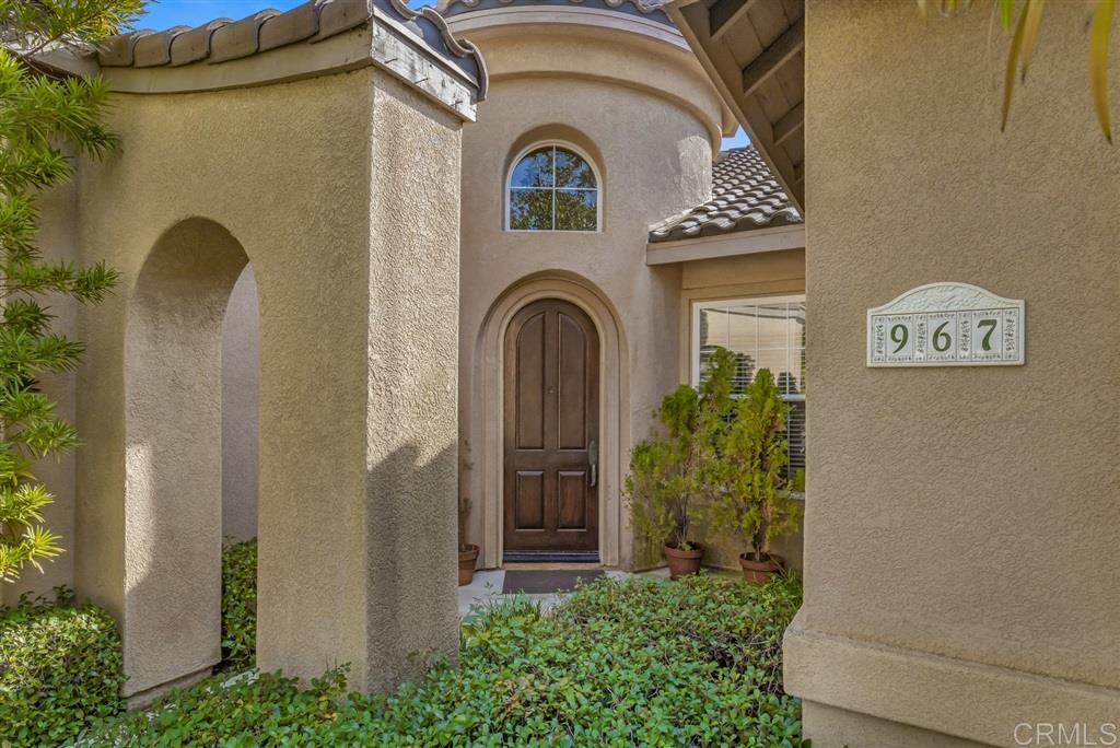 967 Inverlochy Drive Fallbrook, CA 92028 - Photo 3 of 25 Gallery Image 3