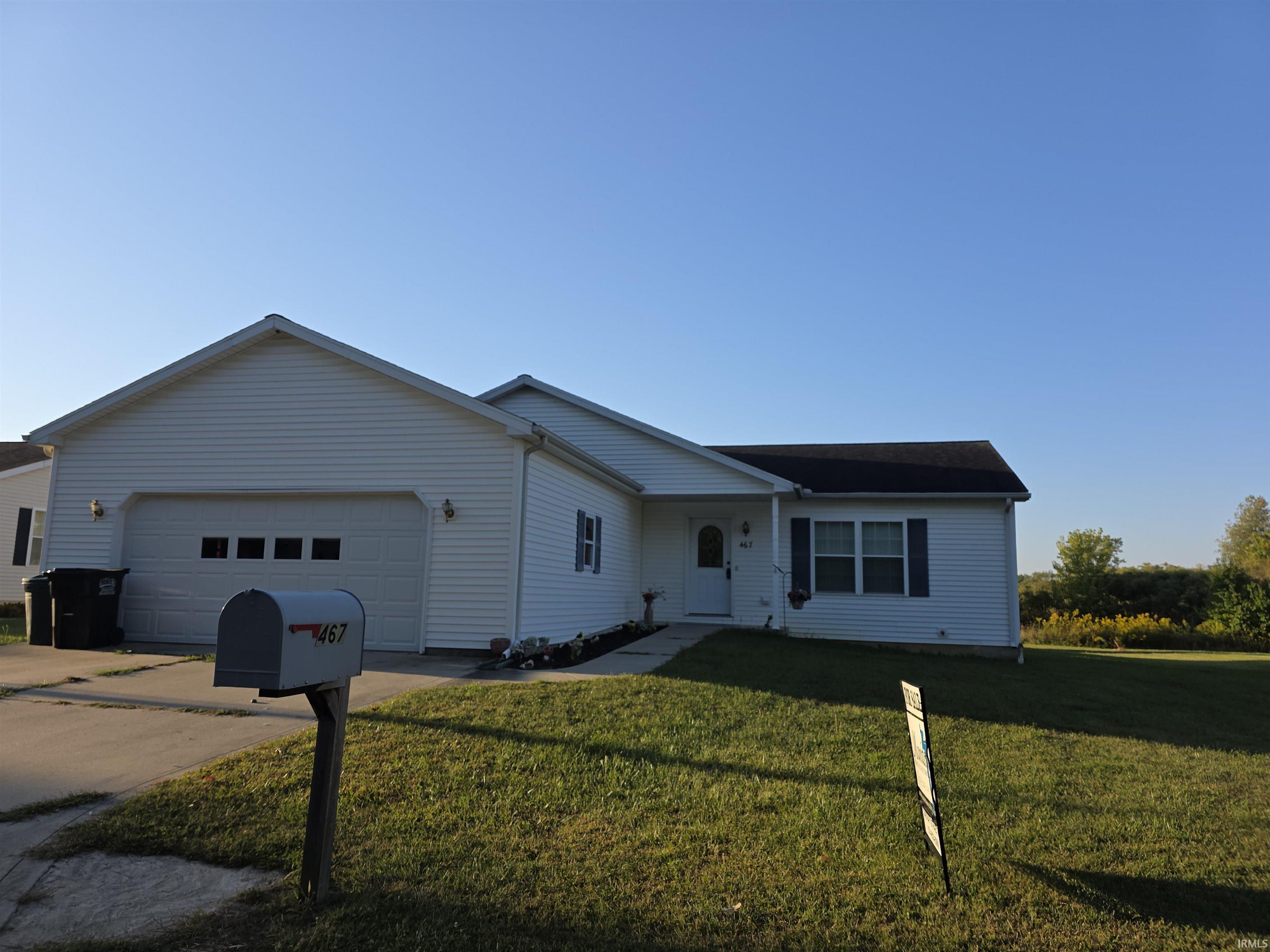 467 Man-Chester Drive Rochester, IN 46975 - Photo 1 of 12