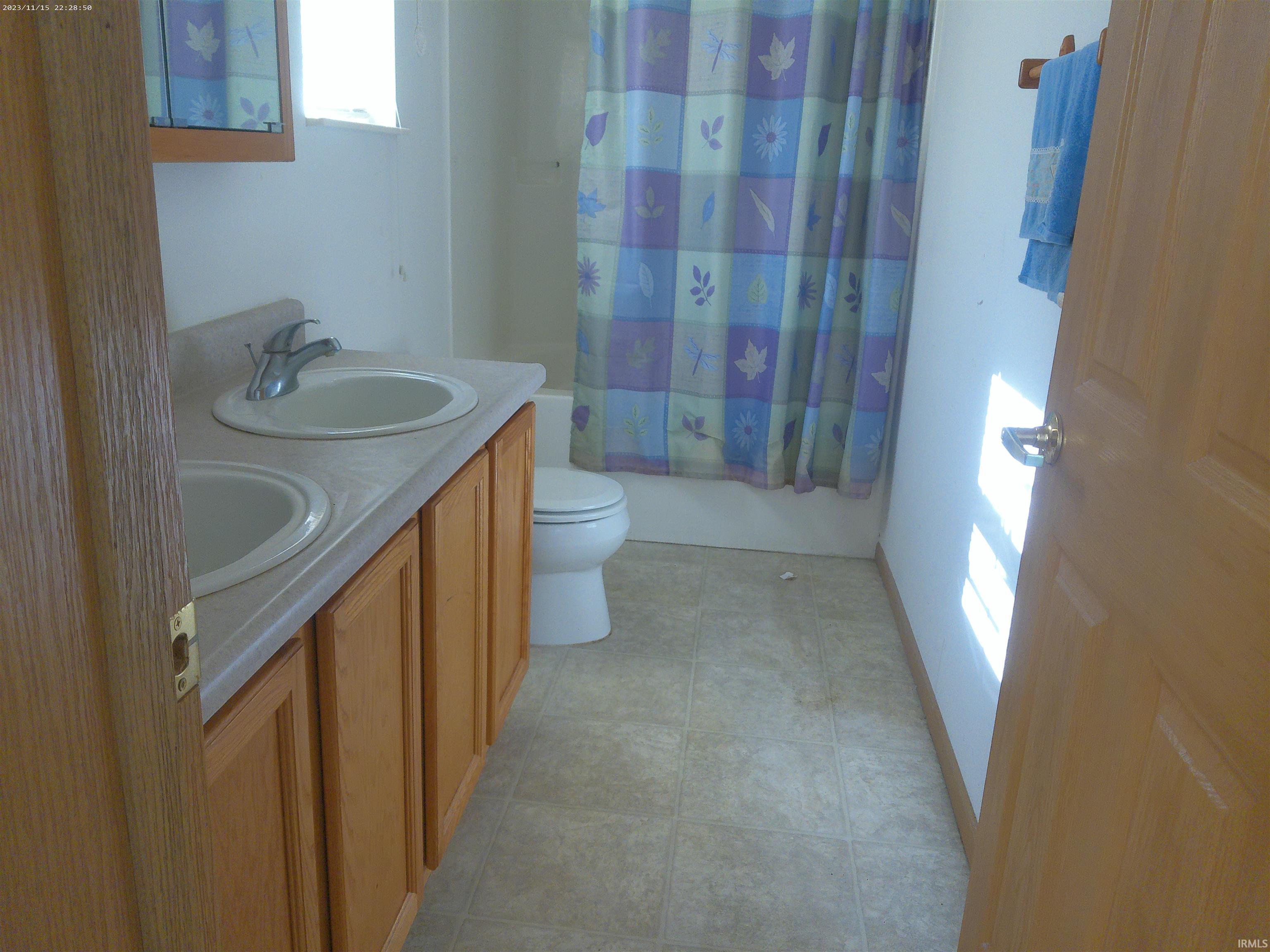 467 Man-Chester Drive Rochester, IN 46975 - Photo 9 of 12