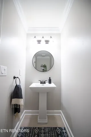 $360,000 | 310 Rolling Ridge Lane North, Vonore, TN 37885