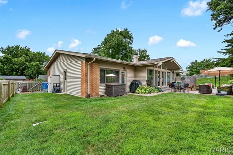 $535,000 | 13203 Dartagnan Court, St. Louis, MO 63141