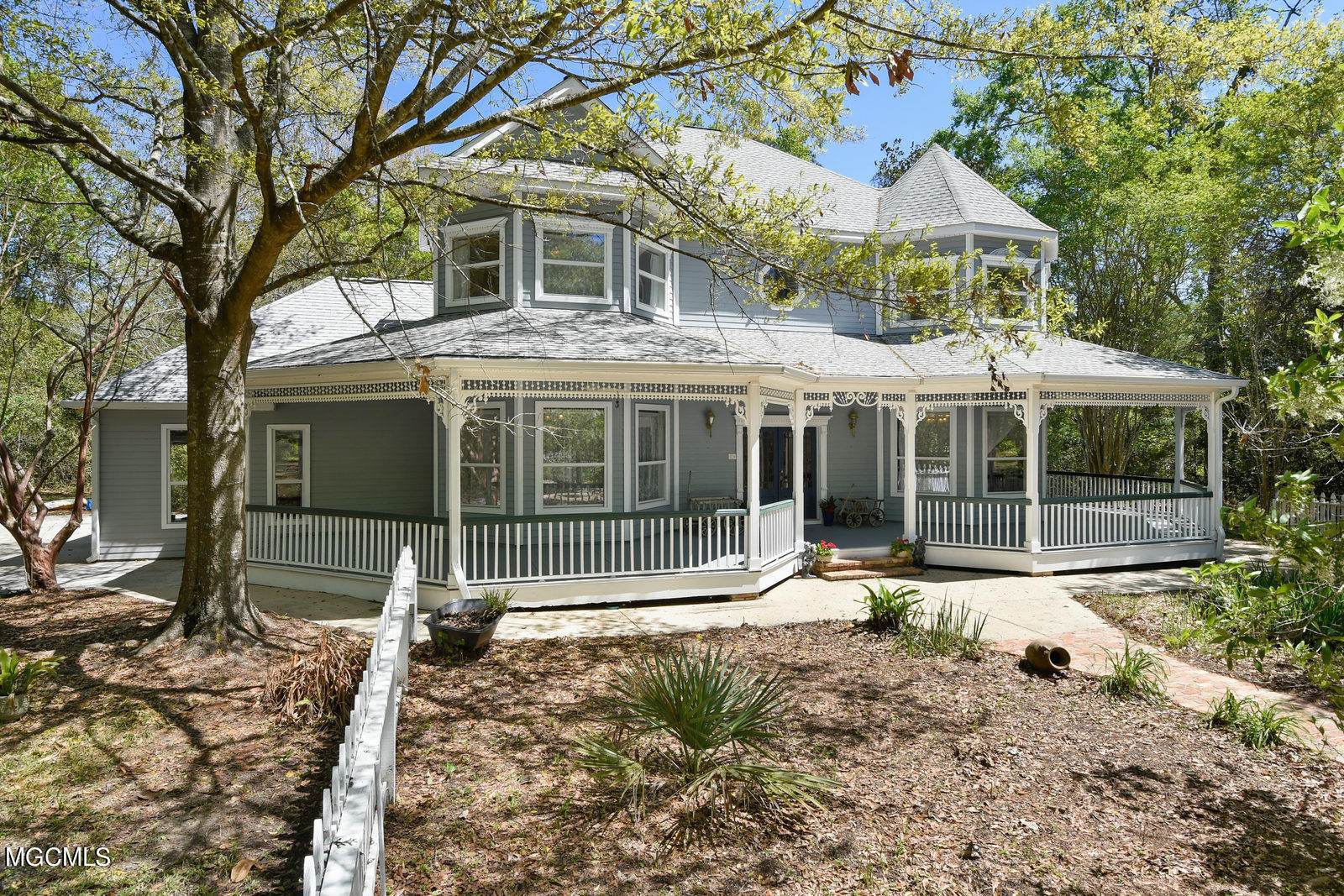 123 Perryman Road Ocean Springs, MS 39564 - Photo 1 of 46 Primary Photo