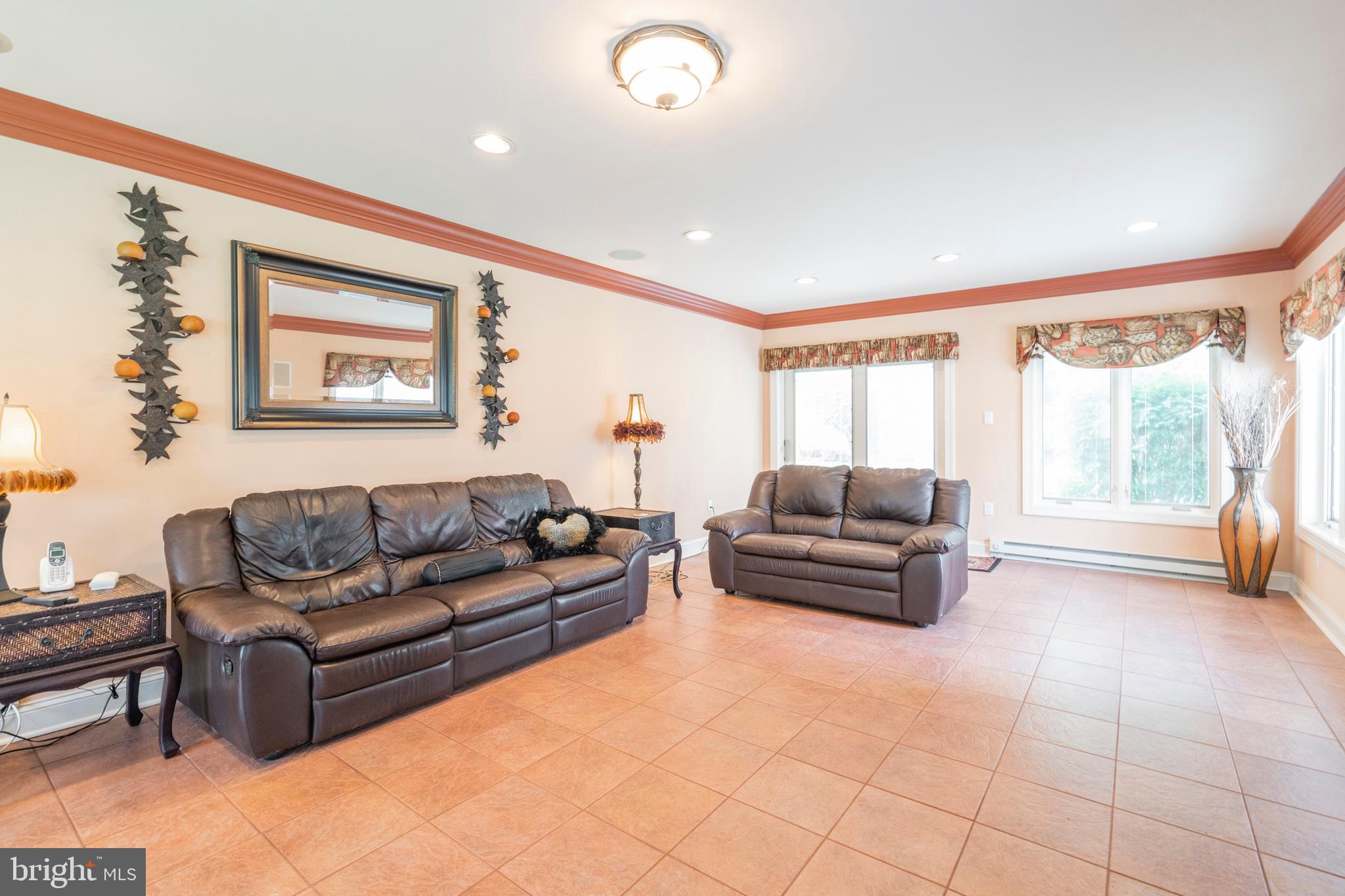 906 Independence Road Eagleville, PA 19403 - Photo 12 of 29 Gallery Image 12