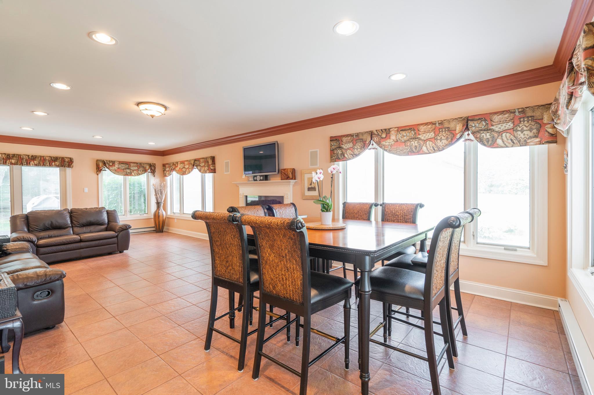 906 Independence Road Eagleville, PA 19403 - Photo 10 of 29 Gallery Image 10