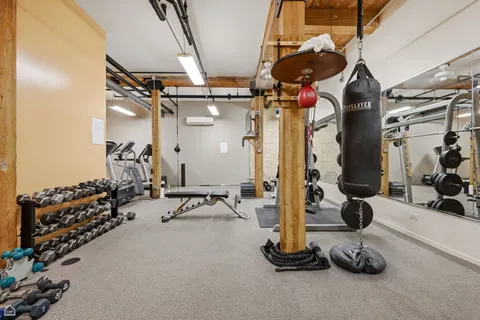 $489,000 | 1728 North Damen Avenue, Unit 309, Chicago, IL 60647