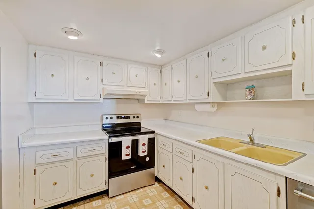 $539,000 | 2800 North Ocean Drive, Unit B 6D, Singer Island, FL 33404