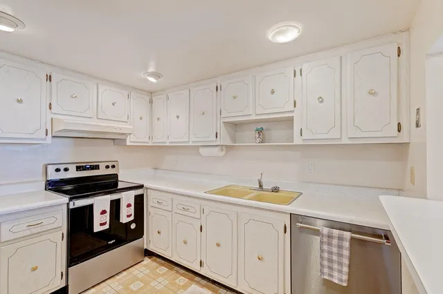 $539,000 | 2800 North Ocean Drive, Unit B 6D, Singer Island, FL 33404