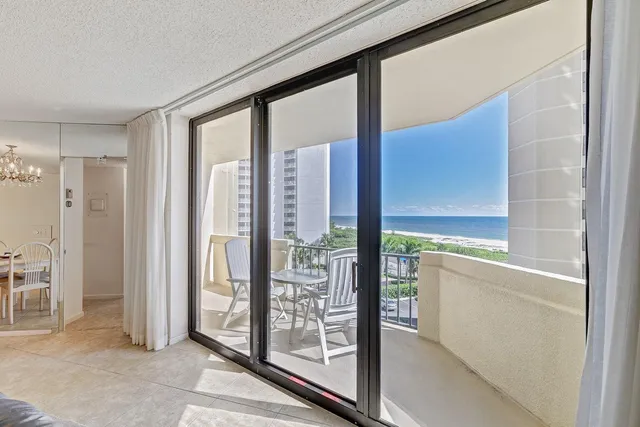 $539,000 | 2800 North Ocean Drive, Unit B 6D, Singer Island, FL 33404