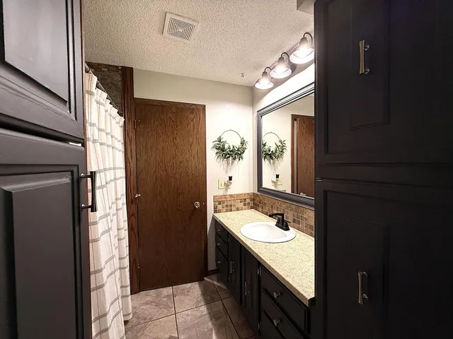 $259,000 | 112 Orchard Circle, Montevideo, MN 56265