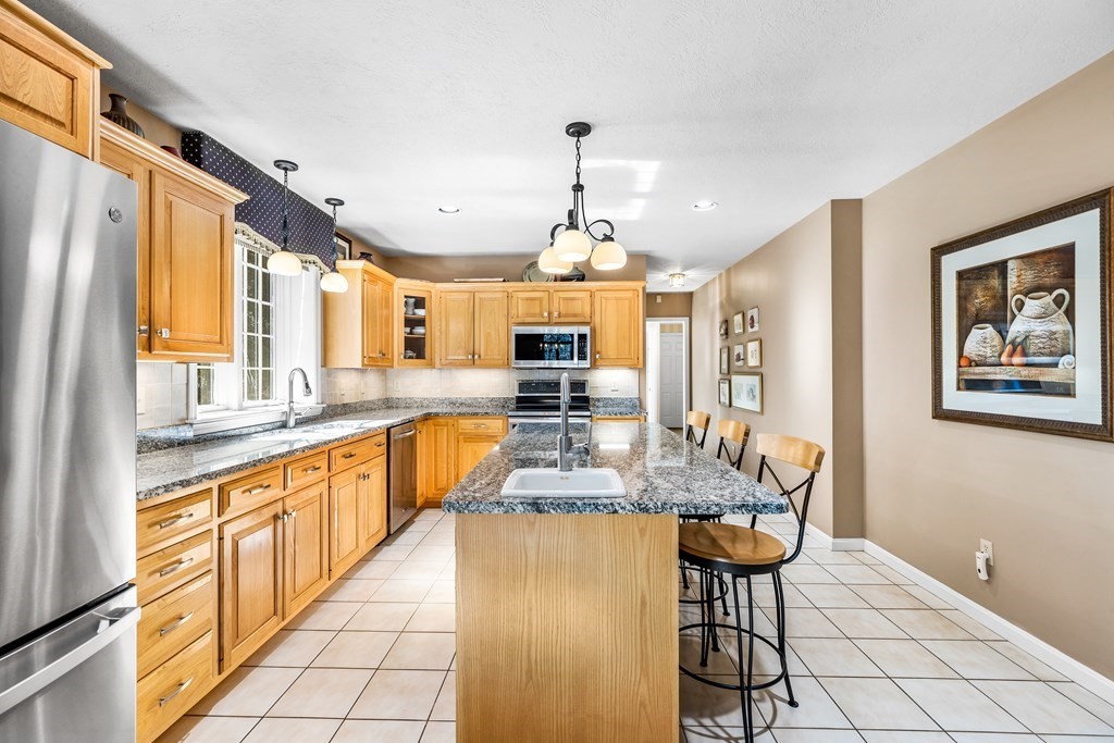 67 Anderson Farm Road Hanover, MA 02339 - Photo 10 of 37 Gallery Image 10