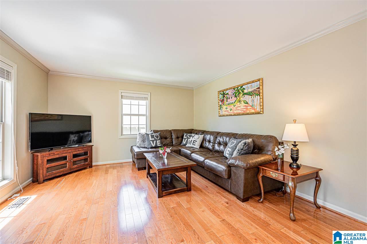 706 Forrest Drive Birmingham, AL 35209 - Photo 2 of 47