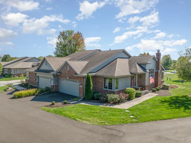 $319,000 | 3226 North Briar Leaf Court, La Porte, IN 46350