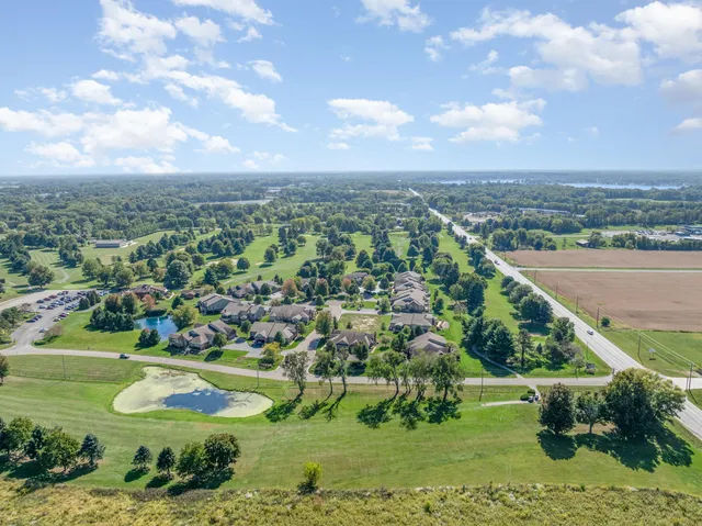 $319,000 | 3226 North Briar Leaf Court, La Porte, IN 46350