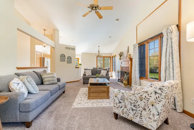 $319,000 | 3226 North Briar Leaf Court, La Porte, IN 46350