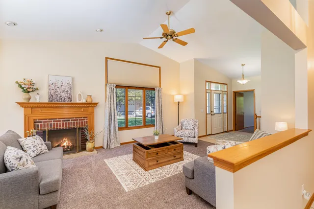 $319,000 | 3226 North Briar Leaf Court, La Porte, IN 46350