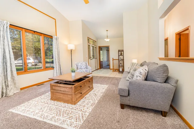 $319,000 | 3226 North Briar Leaf Court, La Porte, IN 46350