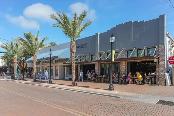 $3,000 | 835 South Osprey Avenue, Unit 201, Sarasota, FL 34236