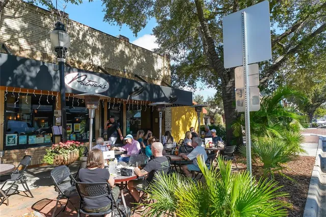 $3,000 | 835 South Osprey Avenue, Unit 201, Sarasota, FL 34236