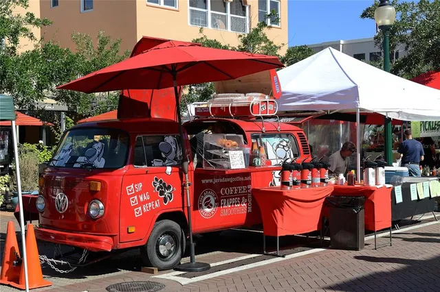 $3,000 | 835 South Osprey Avenue, Unit 201, Sarasota, FL 34236