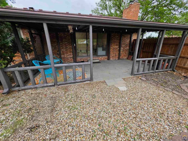 $360,000 | 4540 Northwest Geronimo Trail, Topeka, KS 66618
