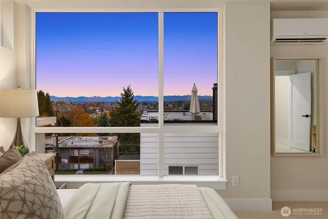 $899,950 | 1313 14th Avenue South, Unit B, Seattle, WA 98144