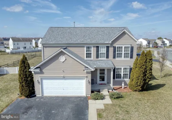 $465,000 | 16 Lone Tree Drive, Camden, DE 19934